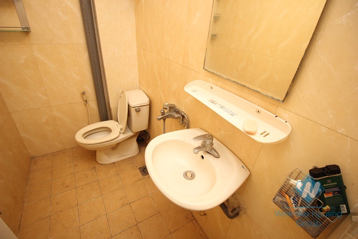 Lake view with three bedrooms house for rent in Tay Ho district, Ha Noi city